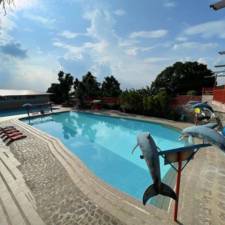 Paradise Adventure Camp 3 And Resort By Cocotel San Jose Del Monte Exterior foto
