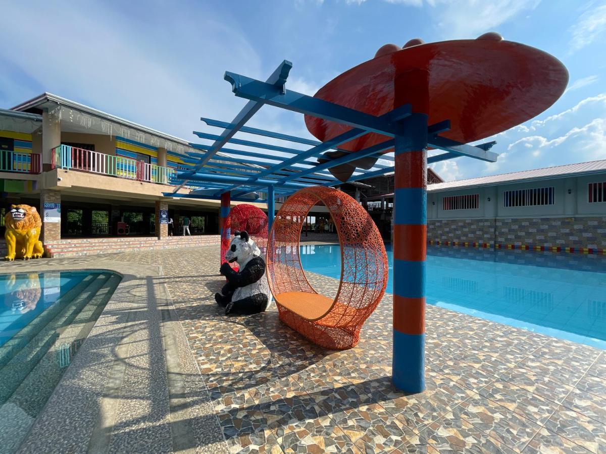Paradise Adventure Camp 3 And Resort By Cocotel San Jose Del Monte Exterior foto
